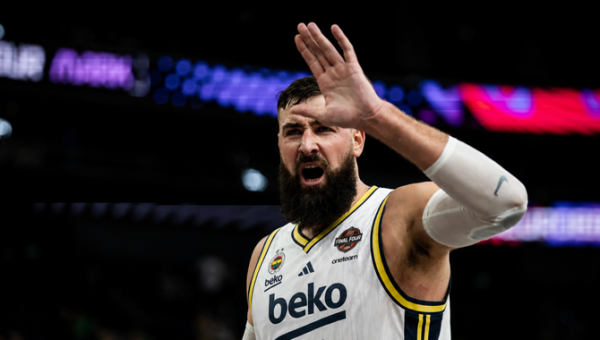 Įspūdingas pasiūlymas: Šaras iš „Žalgirio“ panosės nugvelbs J. Valančiūną? 